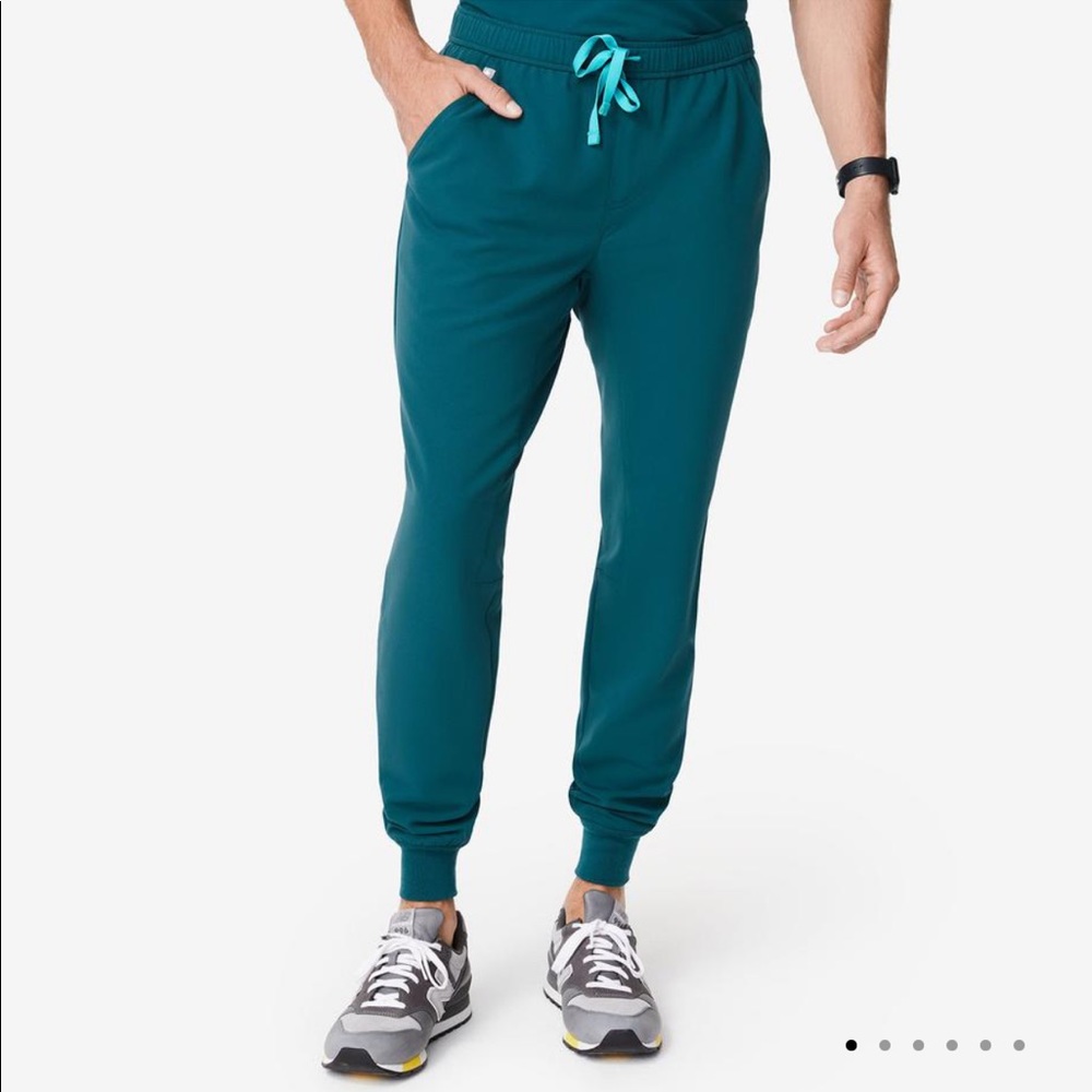 Men’s figs scrubs (Tansen Jogger XS)
